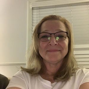 Meet your Posher, Brenda